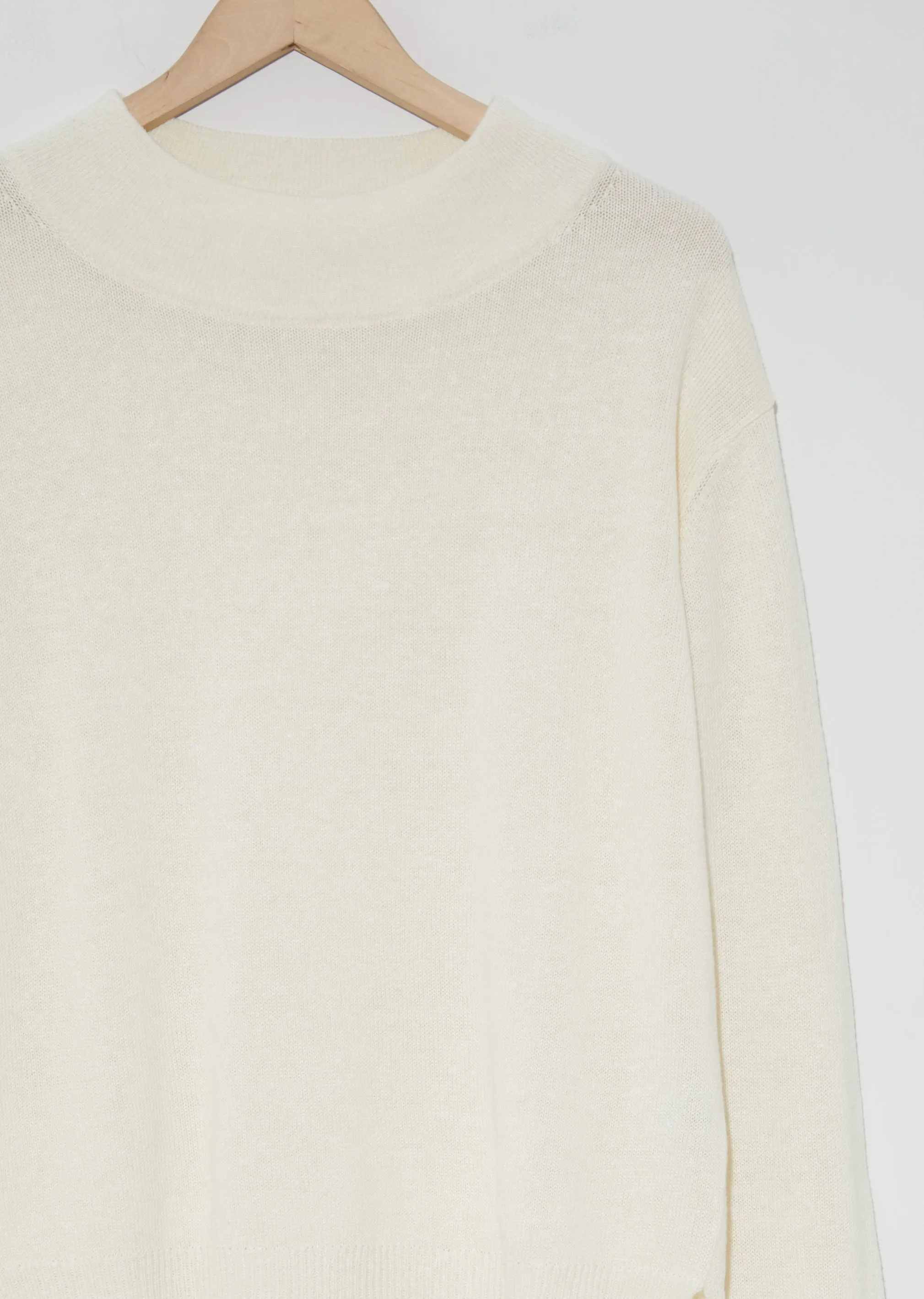 Linen-Wool Deep Trim Sweater